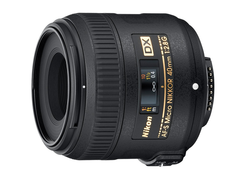 Объектив Nikon AF-S 40mm f/2.8G DX Micro Nikkor