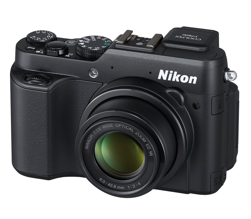 Фотоаппарат Nikon COOLPIX P7800